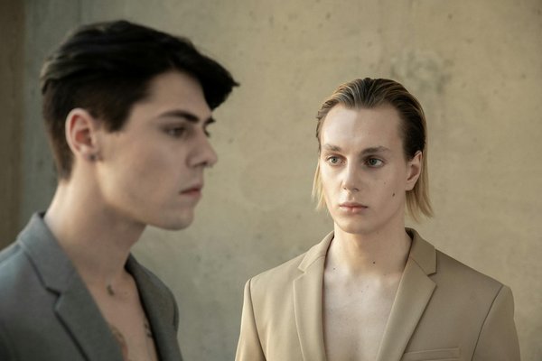 Quelles chaussures homme sont les plus confortables pour voyager?